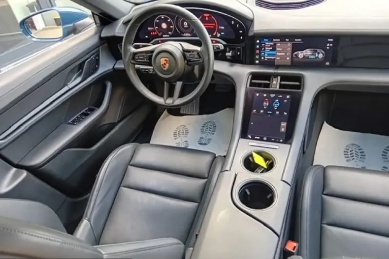 Porsche Taycan din 2023 cu 23.495 km - oferta POR200370 - foto 5