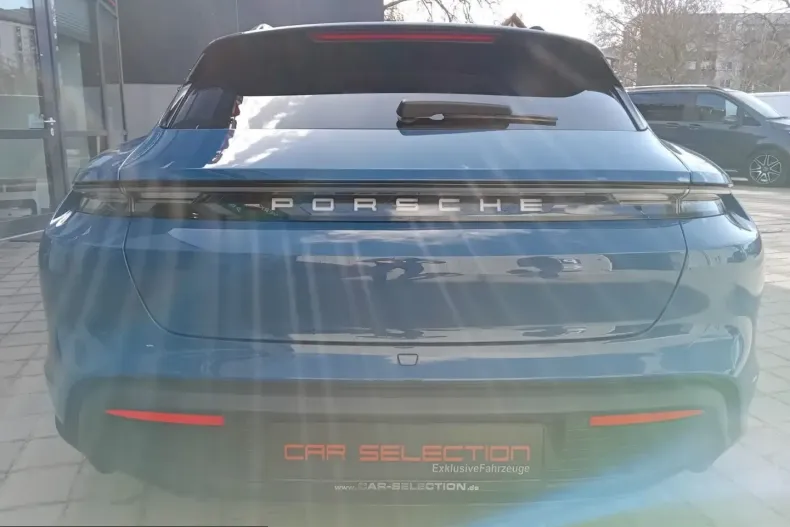 Porsche Taycan din 2023 cu 23.495 km - oferta POR200370 - foto 18