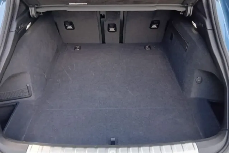 Porsche Taycan din 2023 cu 23.495 km - oferta POR200370 - foto 26