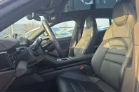 Porsche Taycan din 2023 cu 47.571 km - oferta POR200374 - foto 7