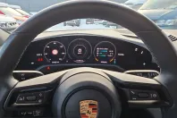 Porsche Taycan din 2023 cu 47.571 km - oferta POR200374 - foto 8