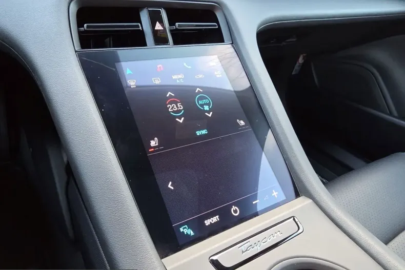 Porsche Taycan din 2023 cu 47.571 km - oferta POR200374 - foto 22