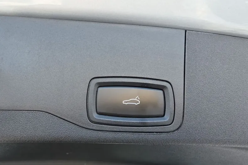 Porsche Taycan din 2023 cu 47.571 km - oferta POR200374 - foto 26