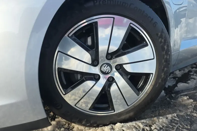 Porsche Taycan din 2023 cu 47.571 km - oferta POR200374 - foto 30