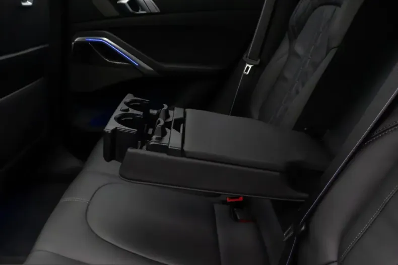 BMW X6 (Seria X) din 2024 cu 43.987 km - oferta BMW200377 - foto 27