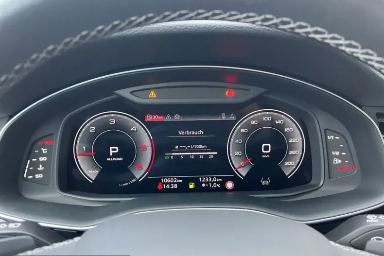 Audi Q8 din 2025 cu 10.600 km - oferta AUD200379 - foto 9