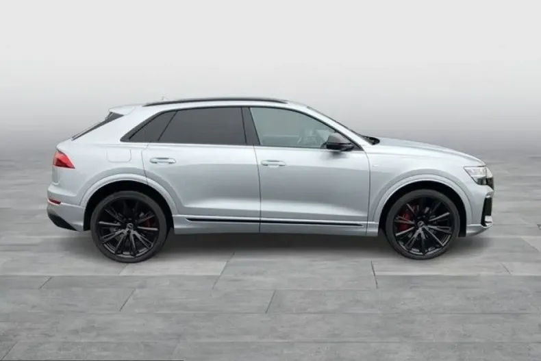 Audi Q8 din 2025 cu 9.054 km - oferta AUD200381 - foto 5