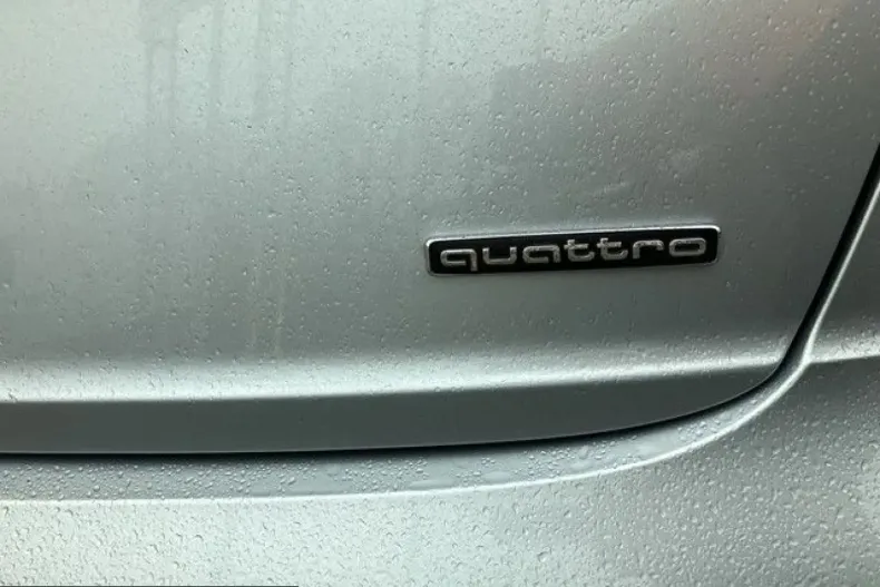 Audi Q8 din 2025 cu 9.054 km - oferta AUD200381 - foto 12