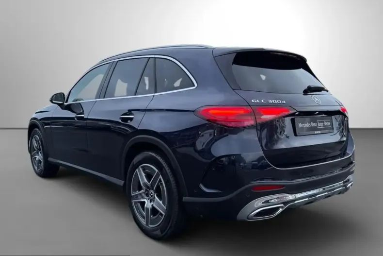 Mercedes-Benz GLC 300 (Clasa GLC) din 2022 cu 16.999 km - oferta MER200387 - foto 3