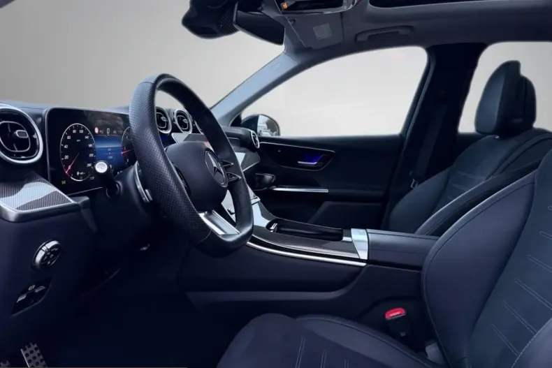 Mercedes-Benz GLC 300 (Clasa GLC) din 2022 cu 16.999 km - oferta MER200387 - foto 13