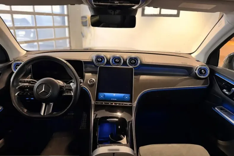 Mercedes-Benz GLC 220 (Clasa GLC) din 2023 cu 33.531 km - oferta MER200388 - foto 4