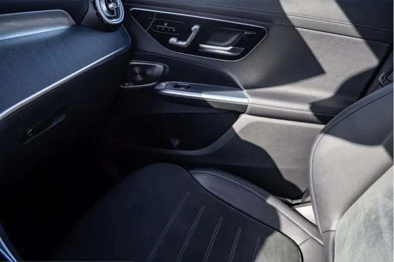 Mercedes-Benz GLC 220 (Clasa GLC) din 2023 cu 77.812 km - oferta MER200389 - foto 10