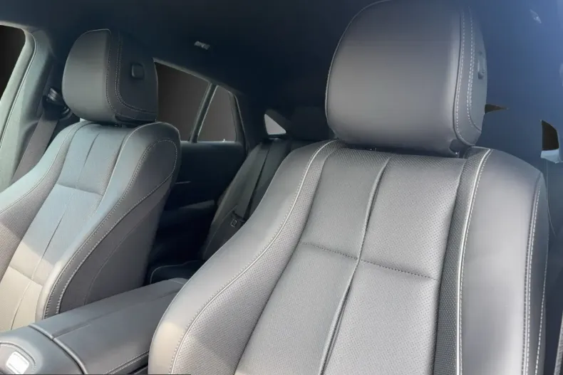 Mercedes-Benz GLE 450 (Clasa GLE) din 2023 cu 9.987 km - oferta MER200400 - foto 9