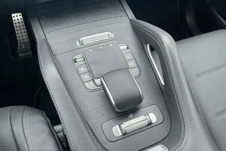 Mercedes-Benz GLE 450 (Clasa GLE) din 2025 cu 15.497 km - oferta MER200401 - foto 15