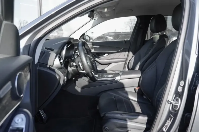 Mercedes-Benz GLC 300 (Clasa GLC) din 2022 cu 44.640 km - oferta MER200403 - foto 5