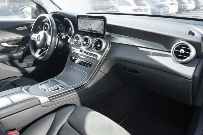 Mercedes-Benz GLC 300 (Clasa GLC) din 2022 cu 44.640 km - oferta MER200403 - foto 7