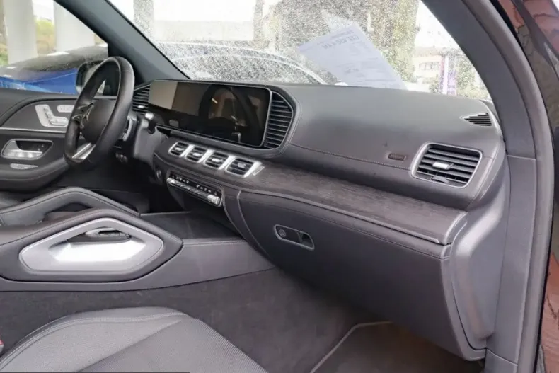 Mercedes-Benz GLE 450 (Clasa GLE) din 2025 cu 26.000 km - oferta MER200404 - foto 7