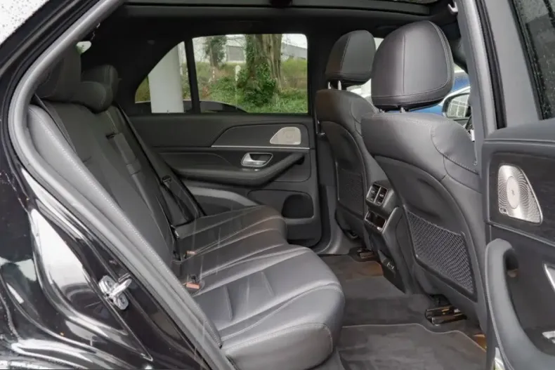 Mercedes-Benz GLE 450 (Clasa GLE) din 2025 cu 26.000 km - oferta MER200404 - foto 8