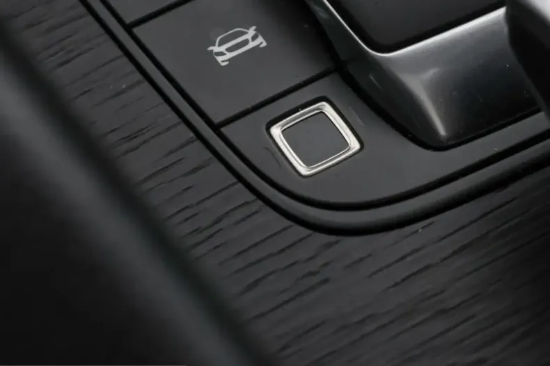 Mercedes-Benz GLE 450 (Clasa GLE) din 2024 cu 22.221 km - oferta MER200405 - foto 20