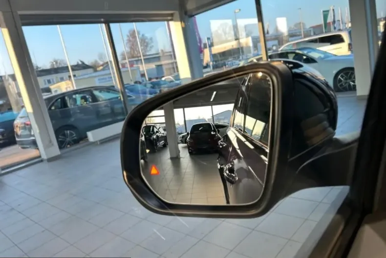 Mercedes-Benz GLE 450 (Clasa GLE) din 2024 cu 16.829 km - oferta MER200408 - foto 16