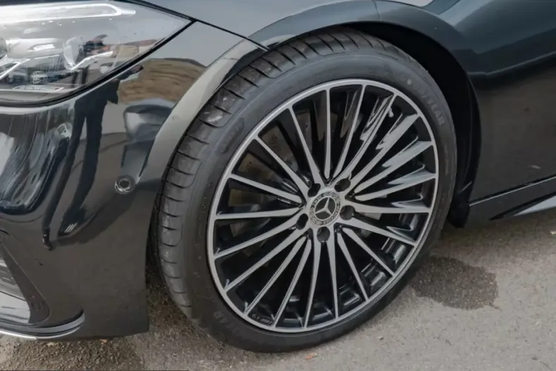 Mercedes-Benz C 180 (Clasa C) din 2024 cu 5.305 km - oferta MER200420 - foto 6