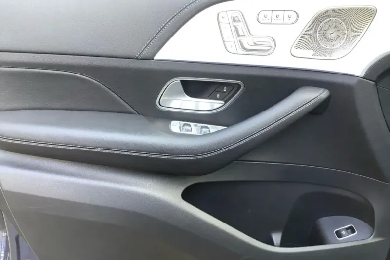 Mercedes-Benz GLE 450 (Clasa GLE) din 2024 cu 18.560 km - oferta MER200424 - foto 6