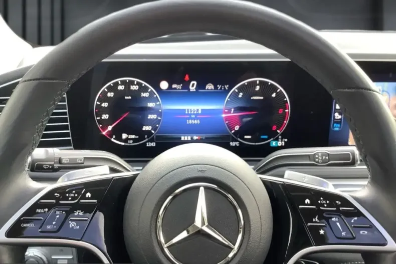 Mercedes-Benz GLE 450 (Clasa GLE) din 2024 cu 18.560 km - oferta MER200424 - foto 8