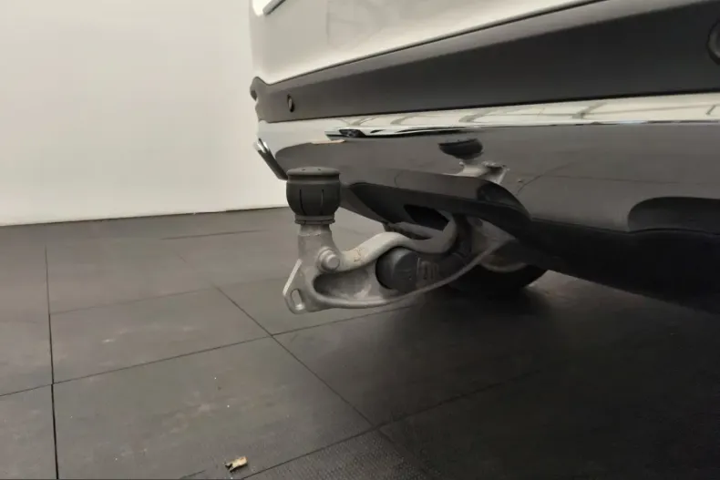 Mercedes-Benz GLE 450 (Clasa GLE) din 2023 cu 45.322 km - oferta MER200432 - foto 20