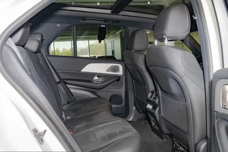 Mercedes-Benz GLE 450 (Clasa GLE) din 2024 cu 49.733 km - oferta MER200438 - foto 9