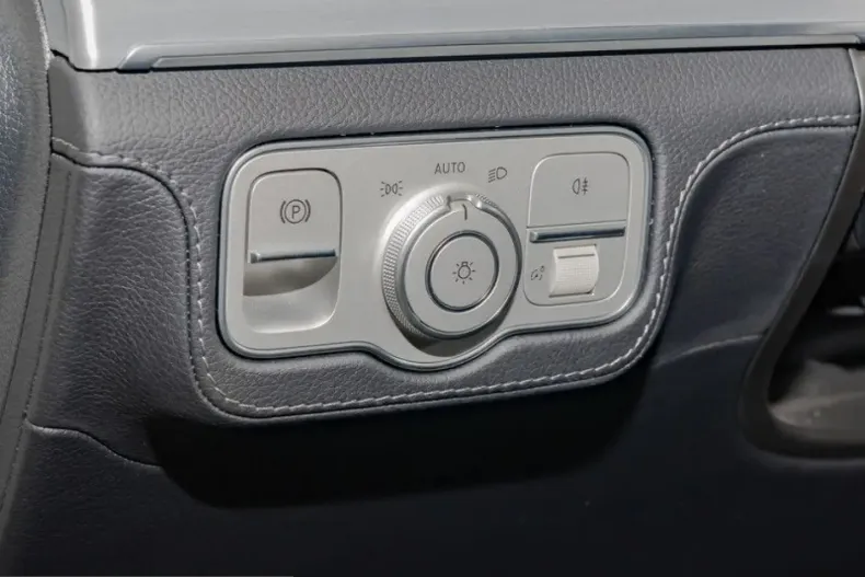 Mercedes-Benz GLE 450 (Clasa GLE) din 2024 cu 49.733 km - oferta MER200438 - foto 12