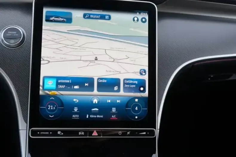 Mercedes-Benz C 200 (Clasa C) din 2023 cu 53.600 km - oferta MER200447 - foto 11