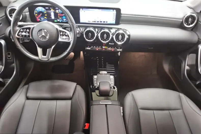 Mercedes-Benz CLA 250 (Clasa CLA) din 2022 cu 45.459 km - oferta MER200449 - foto 4