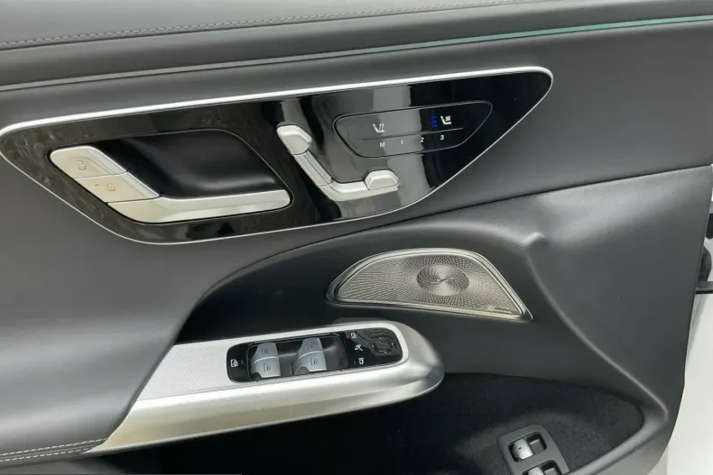 Mercedes-Benz E 53 AMG (Clasa E) din 2024 cu 6.791 km - oferta MER200451 - foto 9