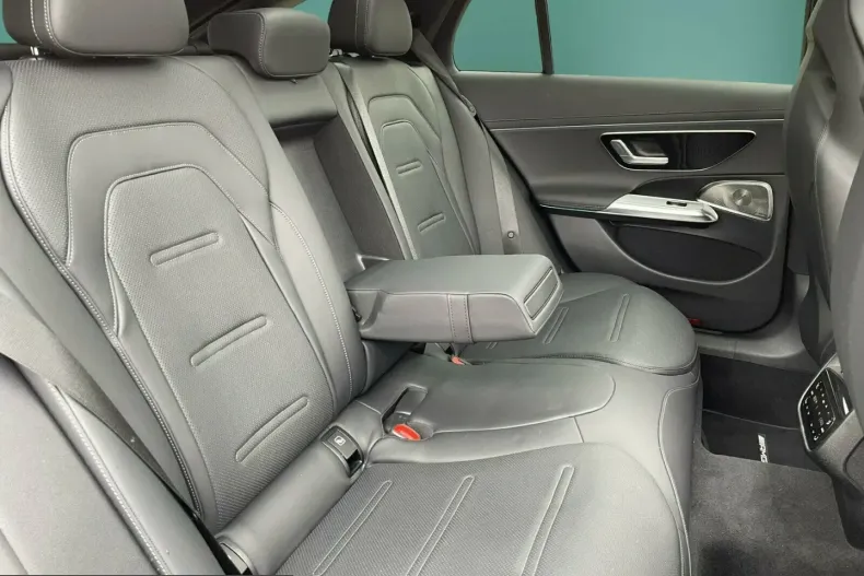 Mercedes-Benz E 53 AMG (Clasa E) din 2024 cu 6.791 km - oferta MER200451 - foto 12