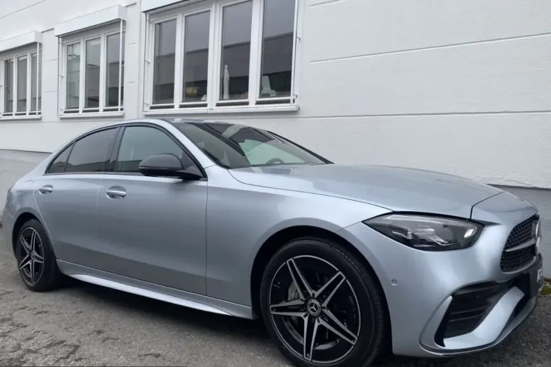 Mercedes-Benz C 300 (Clasa C) din 2023 cu 55.000 km - oferta MER200453 - foto 2