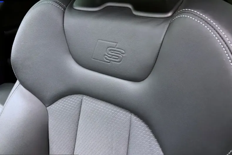 Audi Q7 din 2025 cu 19.162 km - oferta AUD200454 - foto 19