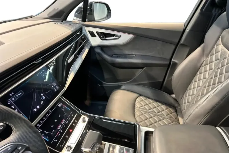 Audi Q7 din 2025 cu 14.992 km - oferta AUD200457 - foto 4