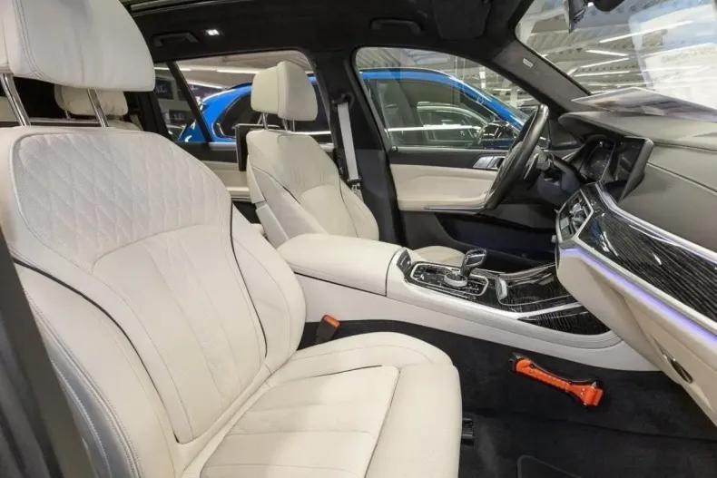 BMW X7 (Seria X) din 2022 cu 40.259 km - oferta BMW200465 - foto 11