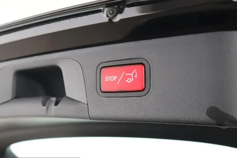 Mercedes-Benz GLC 300 (Clasa GLC) din 2021 cu 85.200 km - oferta MER200472 - foto 20