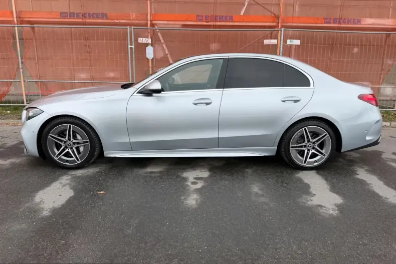 Mercedes-Benz C 180 (Clasa C) din 2023 cu 99.998 km - oferta MER200474 - foto 4