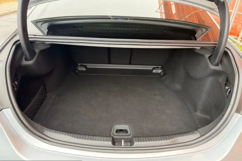 Mercedes-Benz C 180 (Clasa C) din 2023 cu 99.998 km - oferta MER200474 - foto 11