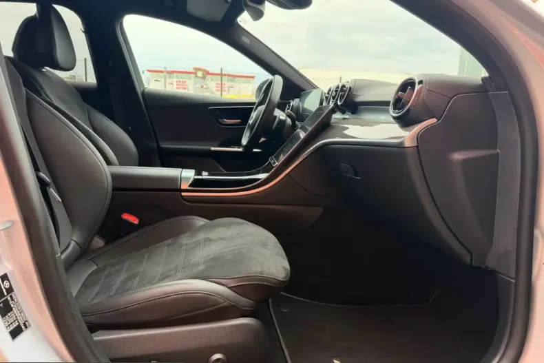 Mercedes-Benz C 180 (Clasa C) din 2023 cu 99.998 km - oferta MER200474 - foto 16