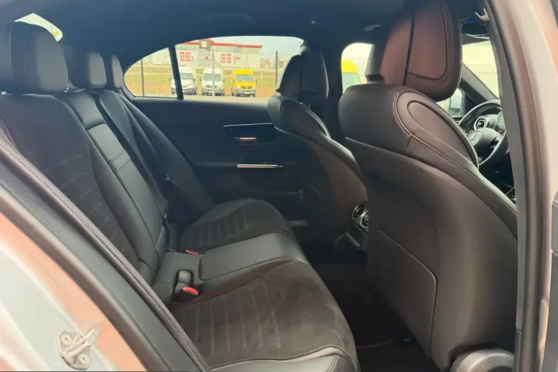 Mercedes-Benz C 180 (Clasa C) din 2023 cu 99.998 km - oferta MER200474 - foto 27