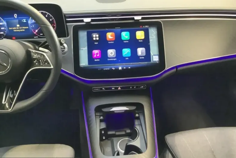 Mercedes-Benz E 200 (Clasa E) din 2024 cu 11.689 km - oferta MER200475 - foto 5