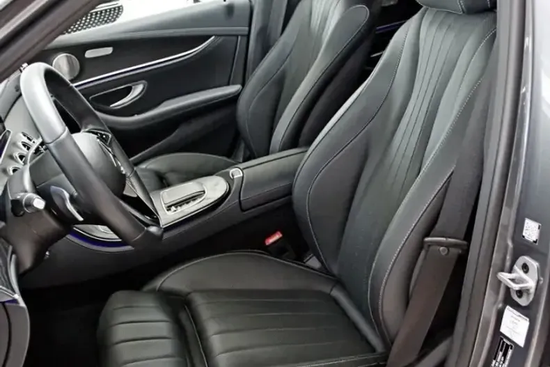 Mercedes-Benz E 300 (Clasa E) din 2022 cu 74.049 km - oferta MER200476 - foto 13