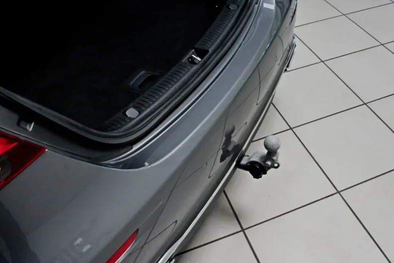 Mercedes-Benz E 300 (Clasa E) din 2022 cu 74.049 km - oferta MER200476 - foto 25