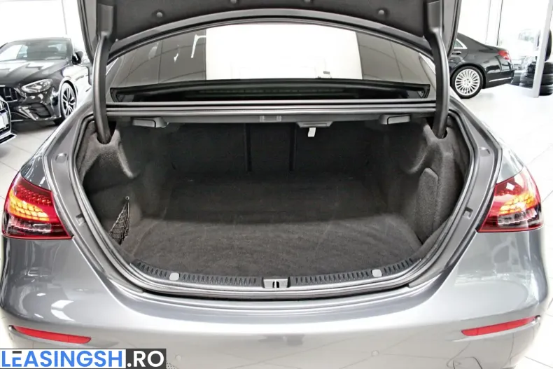 Mercedes-Benz E 300 (Clasa E) din 2022 cu 74.049 km - oferta MER200476 - foto 26