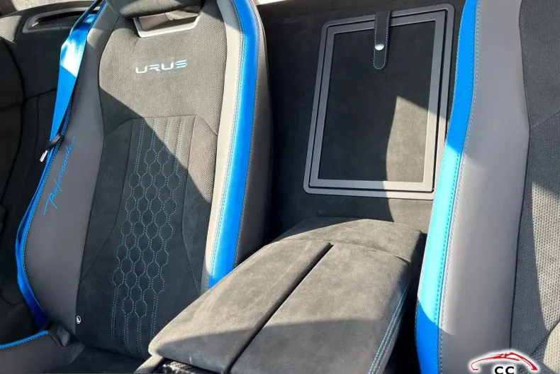 Lamborghini Urus din 2025 cu 10.500 km - oferta LAM200482 - foto 39