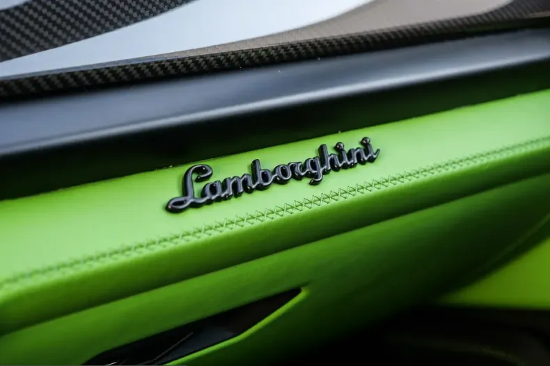 Lamborghini Urus din 2025 cu 14.150 km - oferta LAM200486 - foto 19