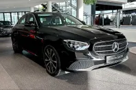 Mercedes-Benz E 300 (Clasa E) din 2022 cu 58.000 km - oferta MER200488 - foto 3